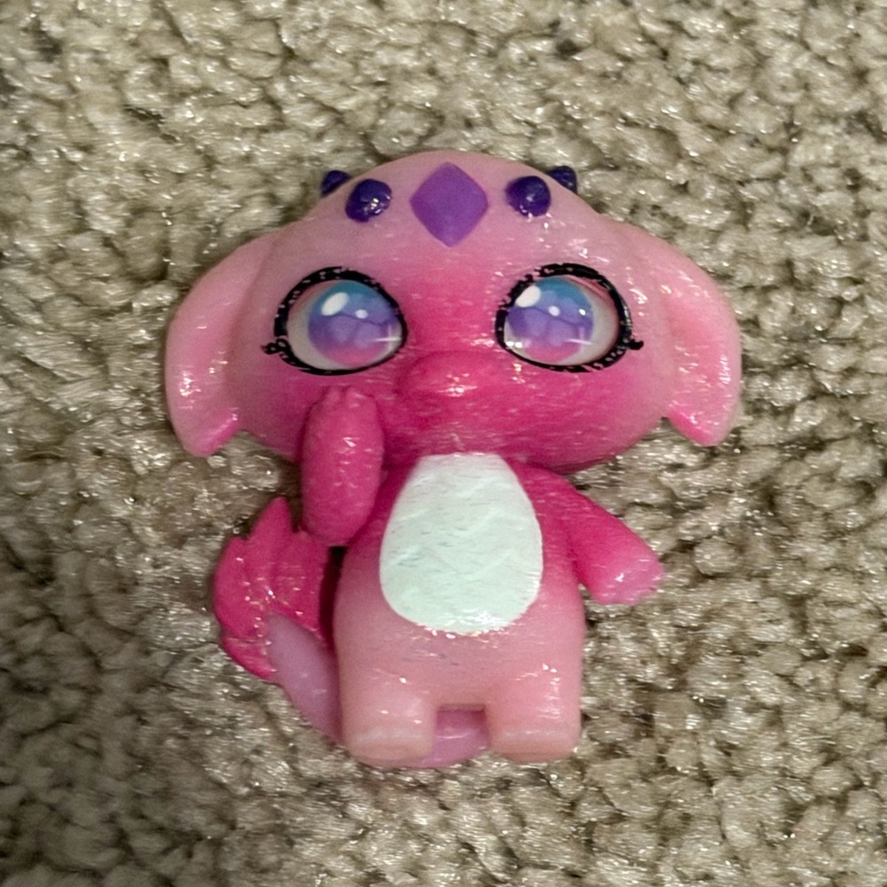 Magic Mixies Rare Pink Sparkle Turo Mixling